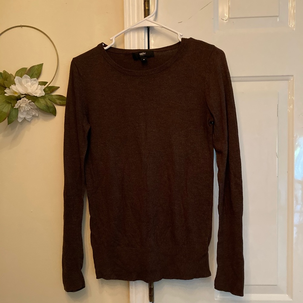 Cute brown sweater